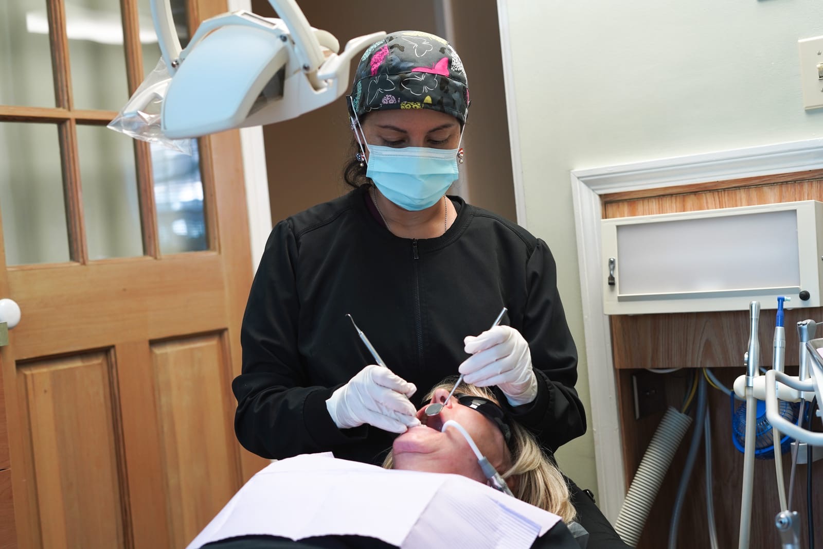 A comfortable patient visit at Bergens Periodontics
